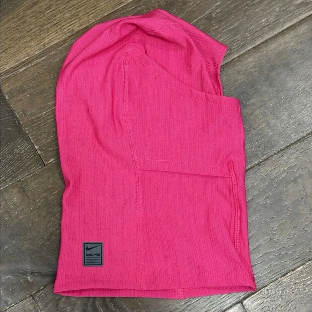 Nike Black and Gray Therma-FIT Apparel